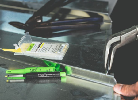 30403 Набор: строительный карандаш PICA DRY graphite + сменные стержни 4030, Германия